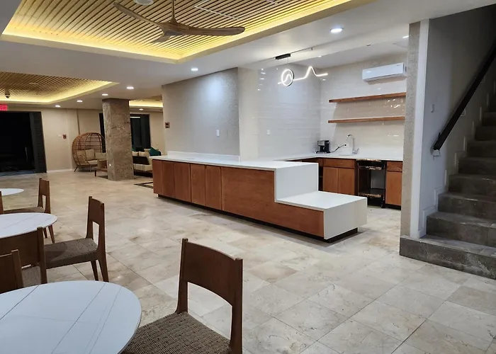 39 Jamaica Hotel 3*