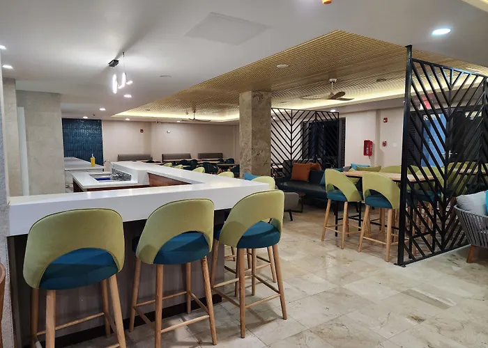 39 Jamaica Hotel