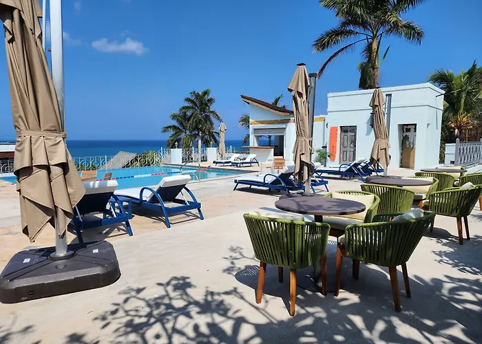 39 Jamaica Hotel